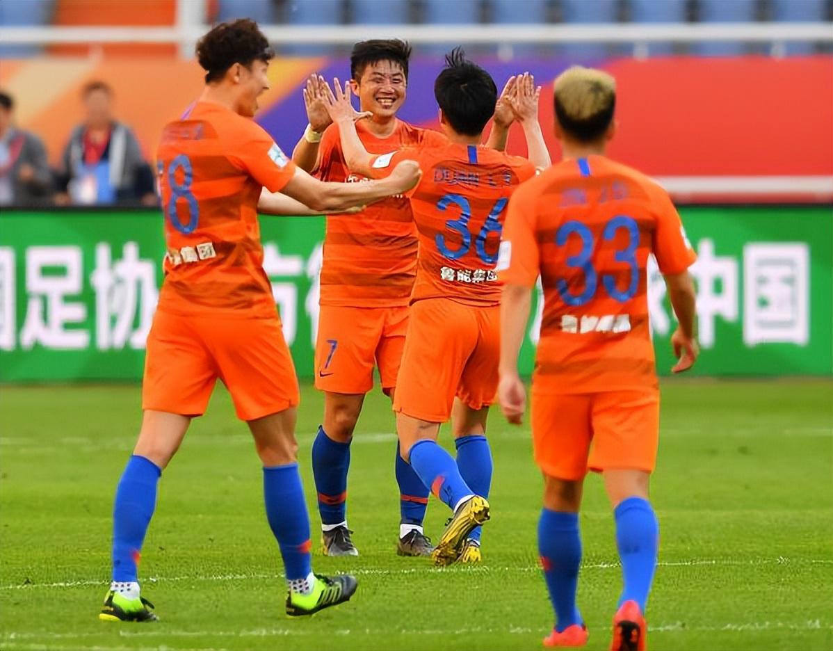 半岛体育app-上赛季效力南通的王牌，如今鲁能热身赛进球，有望第一个通过考察